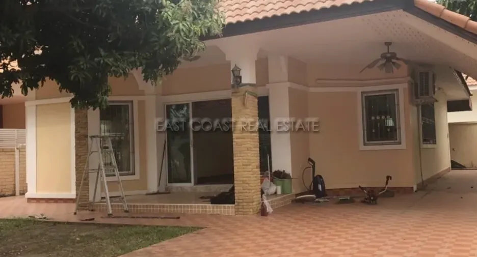 For rent 3 bedrooms house in Bang Lamung, Chonburi
