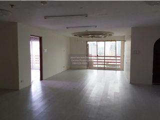 For sale 2 bedrooms condo in Khlong San, Bangkok