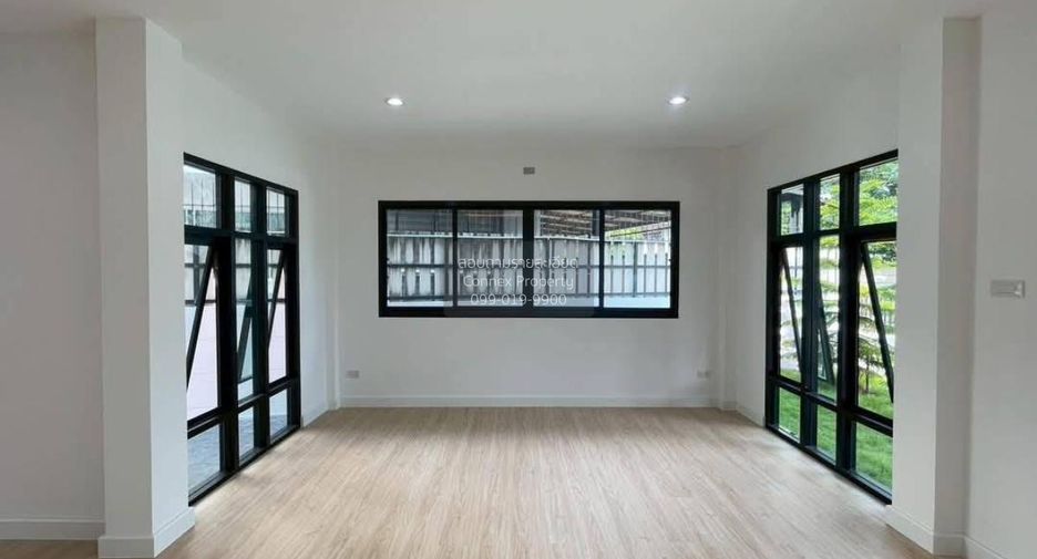 For sale 3 bedrooms house in Bang Kapi, Bangkok