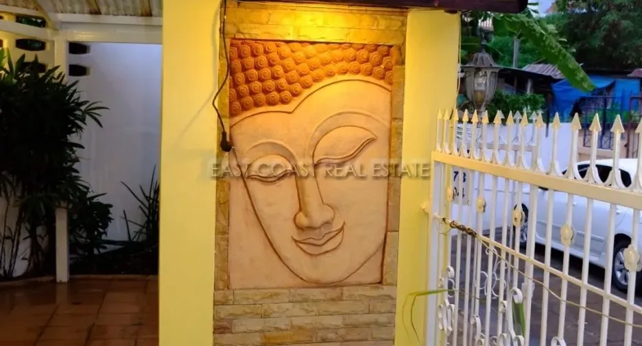 For rent 2 bedrooms house in Bang Lamung, Chonburi
