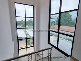 For rent retail Space in Bang Lamung, Chonburi
