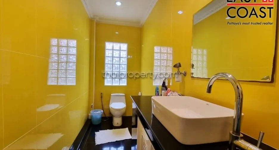 For rent and for sale 3 bedrooms house in Bang Lamung, Chonburi