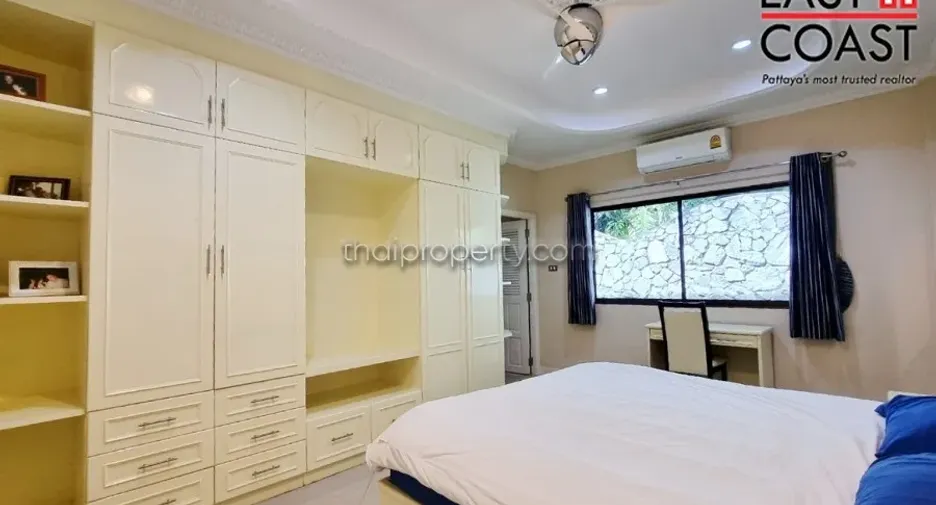 For rent and for sale 3 bedrooms house in Bang Lamung, Chonburi