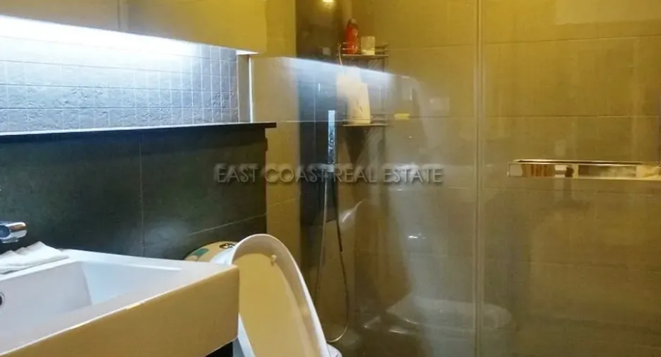 For sale 3 bedrooms condo in Bang Lamung, Chonburi