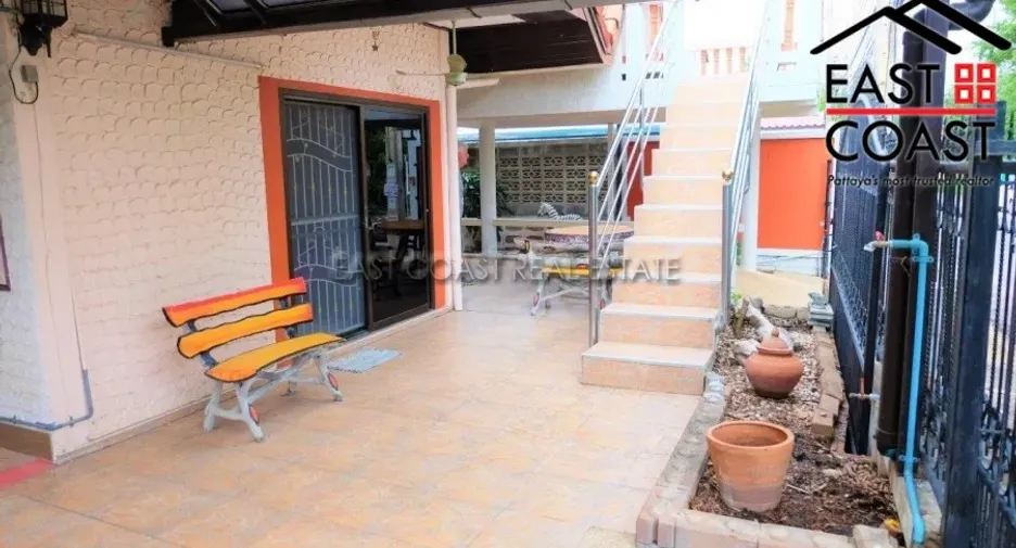 For rent and for sale 4 bedrooms house in Bang Lamung, Chonburi