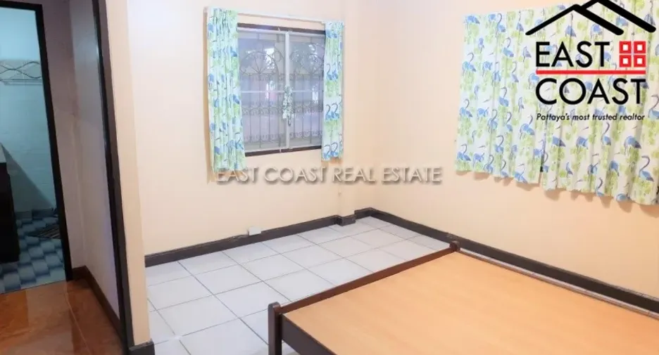 For rent and for sale 4 bedrooms house in Bang Lamung, Chonburi