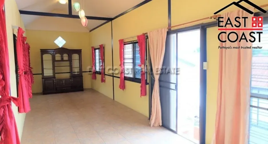 For rent and for sale 4 bedrooms house in Bang Lamung, Chonburi