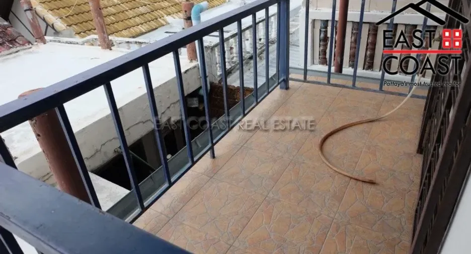 For rent and for sale 4 bedrooms house in Bang Lamung, Chonburi