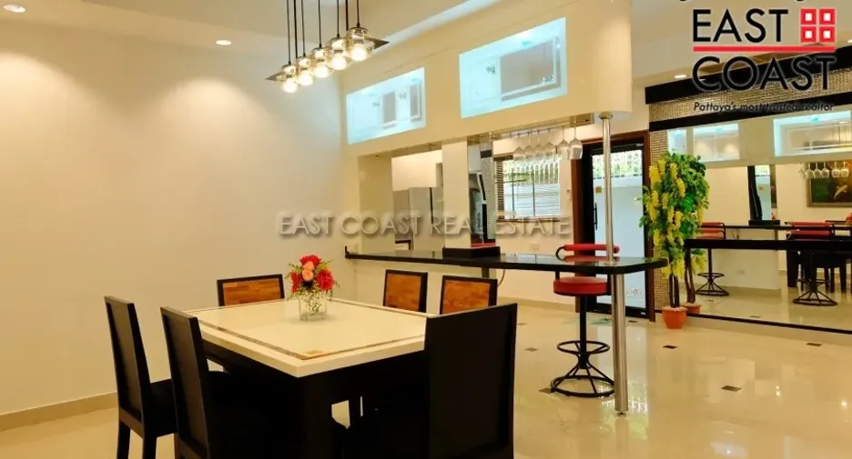 À louer 5 chambres maison à Jomtien, Pattaya