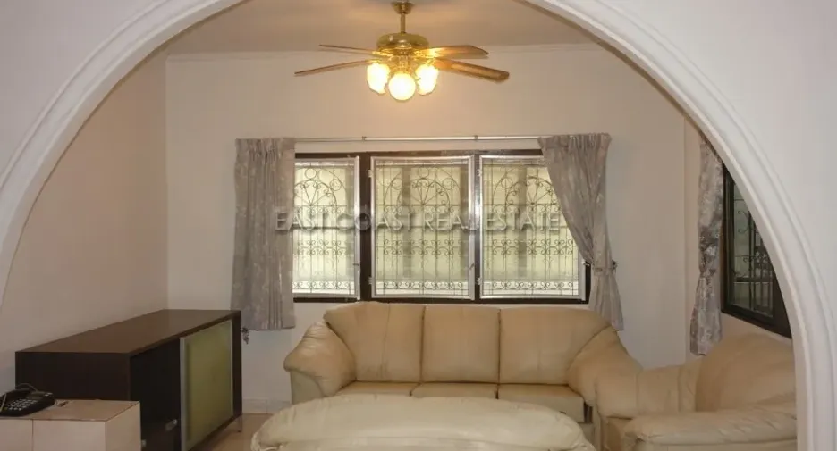 For rent and for sale 3 bedrooms house in Bang Lamung, Chonburi