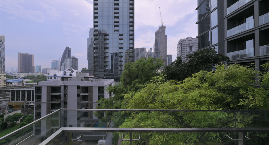 ขาย 2 ห้องนอน คอนโด ใน คลองเตย, กรุงเทพฯ