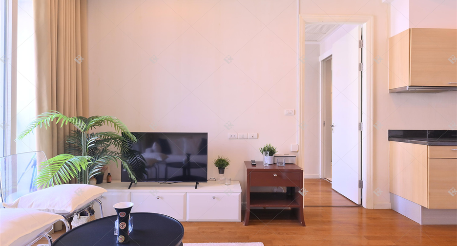 For sale 1 bed condo in Pathum Wan, Bangkok