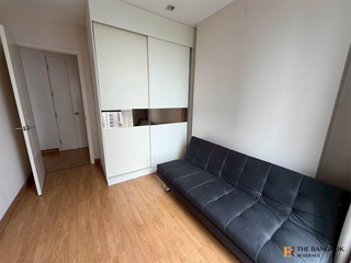 À louer 2 chambres condo à Phra Khanong, Bangkok
