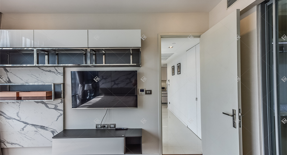 For rent 1 bed condo in Sathon, Bangkok