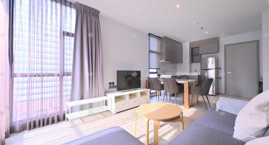 For rent 2 bedrooms condo in Watthana, Bangkok