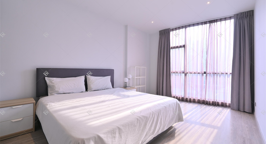 For rent 2 bedrooms condo in Watthana, Bangkok