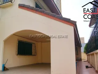 For rent 3 bedrooms house in Bang Lamung, Chonburi