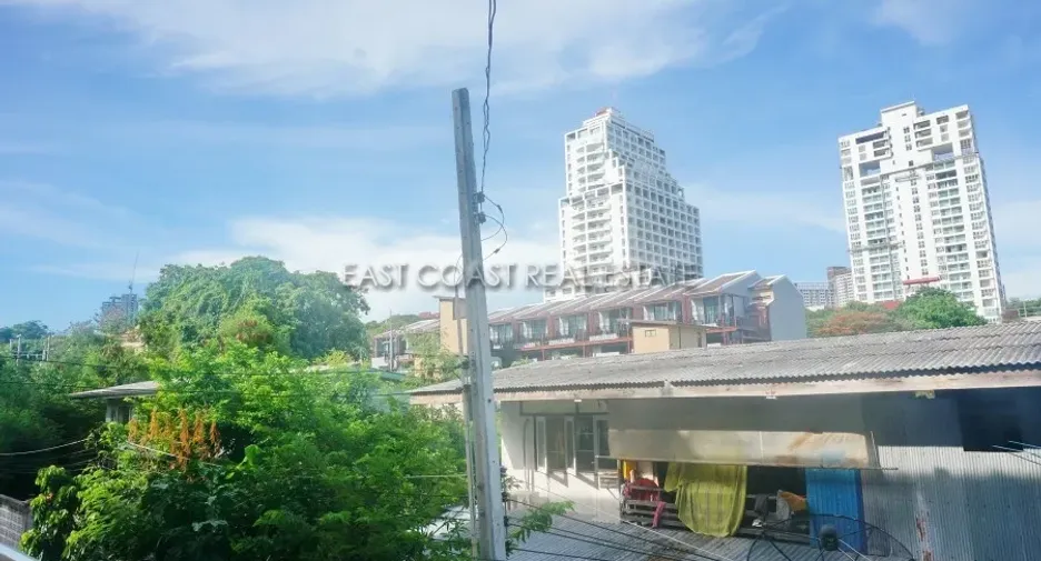 For sale retail Space in Bang Lamung, Chonburi