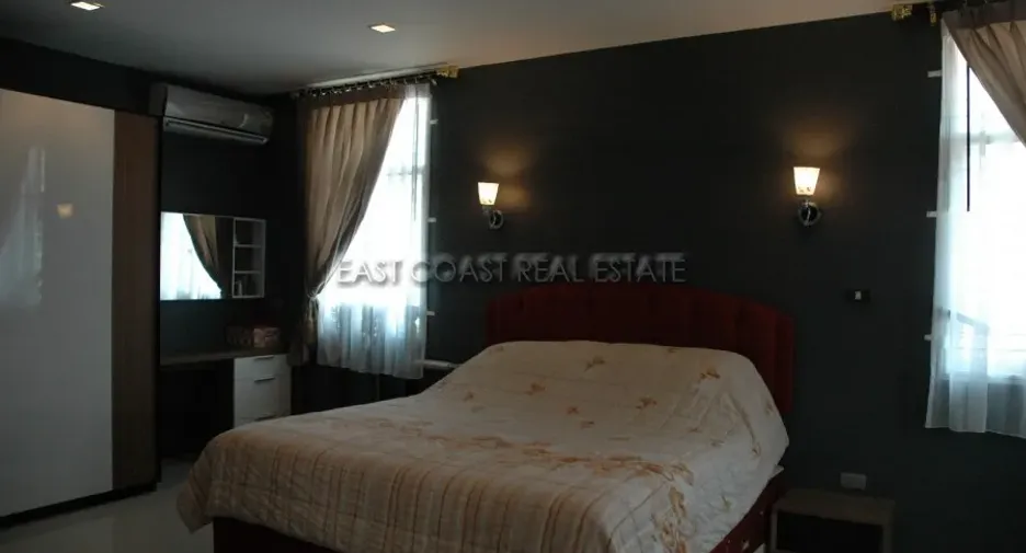 For rent 2 bedrooms house in Bang Lamung, Chonburi