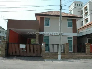 For rent 2 bedrooms house in Bang Lamung, Chonburi