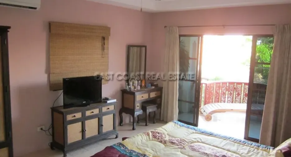 For rent 5 bedrooms house in Bang Lamung, Chonburi