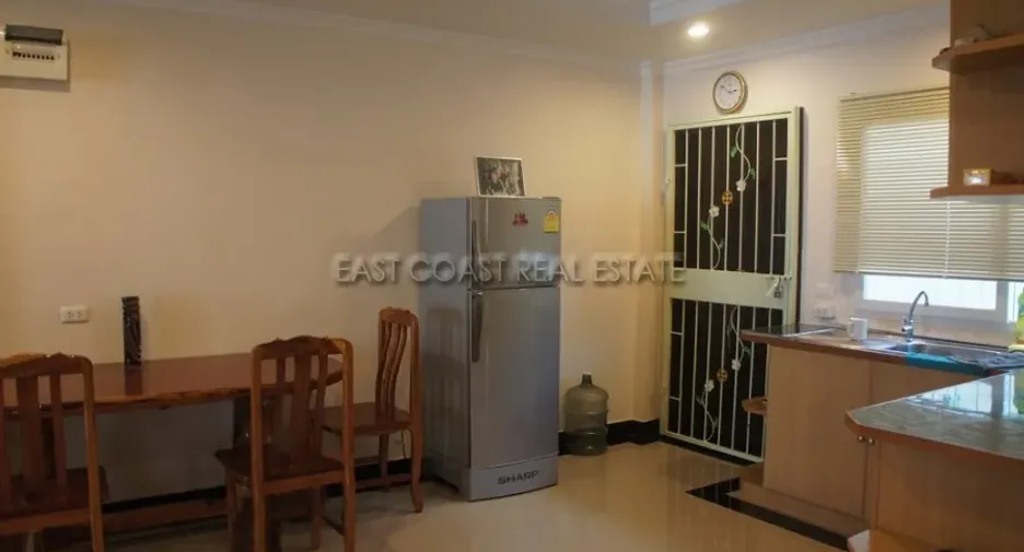 For rent and for sale 2 bedrooms house in Bang Lamung, Chonburi
