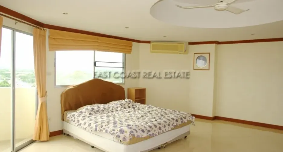 For rent 2 bedrooms condo in Na Jomtien, Pattaya