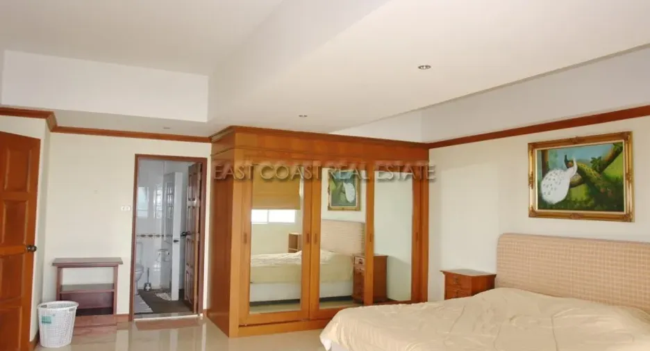 For rent 2 bedrooms condo in Na Jomtien, Pattaya