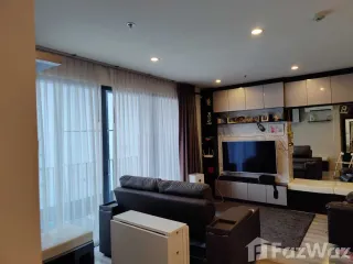 Condo en venta de 2 habitaciones en Bang Na, Bangkok