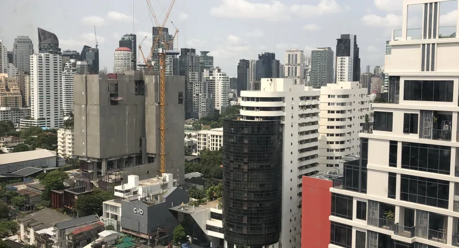 For rent 1 bed condo in Watthana, Bangkok