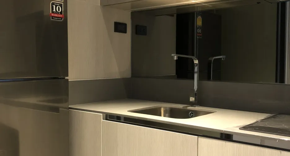 For rent 1 bed condo in Watthana, Bangkok