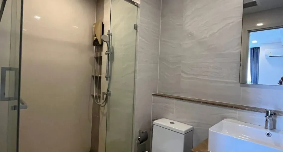 For rent 1 Beds condo in Khlong Toei, Bangkok