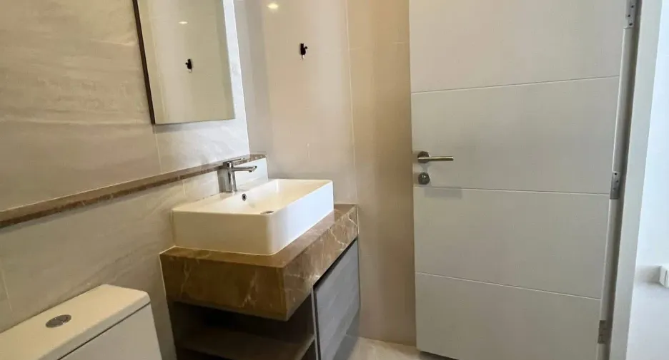 For rent 1 Beds condo in Khlong Toei, Bangkok