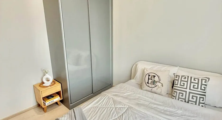 For rent 2 bedrooms condo in Bang Na, Bangkok