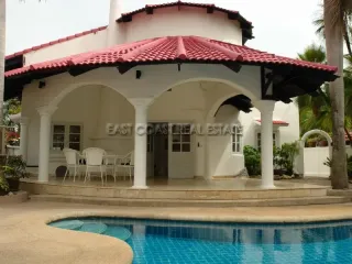 For rent 2 bedrooms house in Bang Lamung, Chonburi