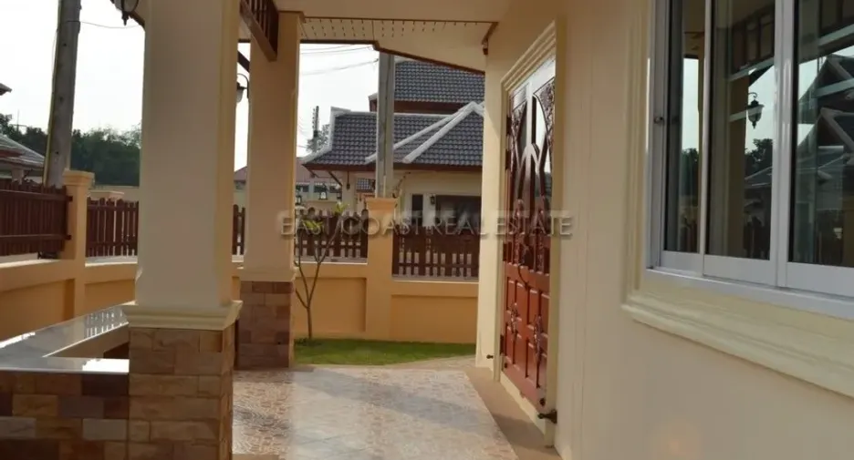 For rent and for sale 3 bedrooms house in Bang Lamung, Chonburi