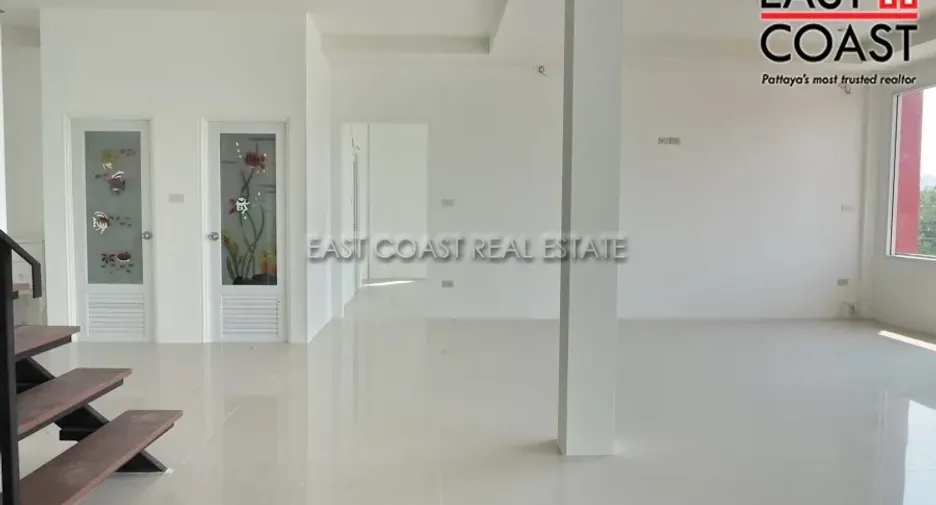 For rent そして for sale retail Space in Bang Lamung, Chonburi