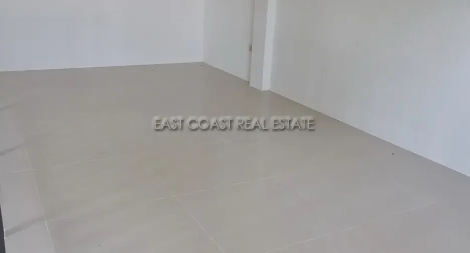 For rent そして for sale retail Space in Bang Lamung, Chonburi