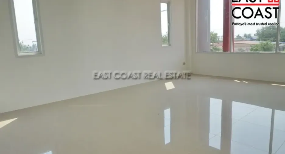For rent そして for sale retail Space in Bang Lamung, Chonburi