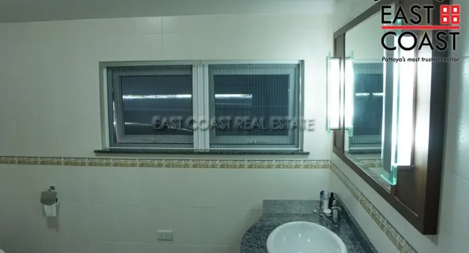 Haus zum Kauf mit 1 Zimmer in Bang Lamung, Chonburi