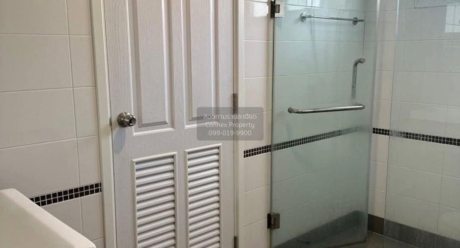 For rent 3 bedrooms house in Suan Luang, Bangkok