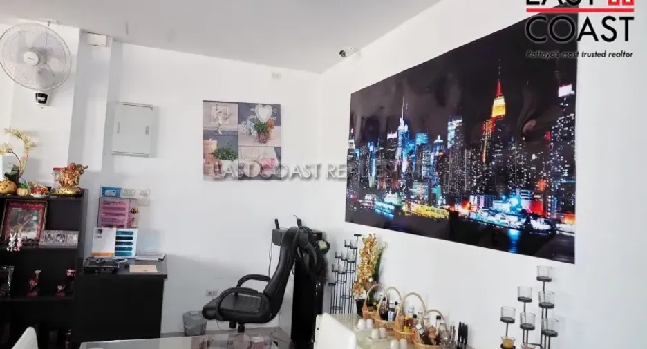 For rent retail Space in Bang Lamung, Chonburi