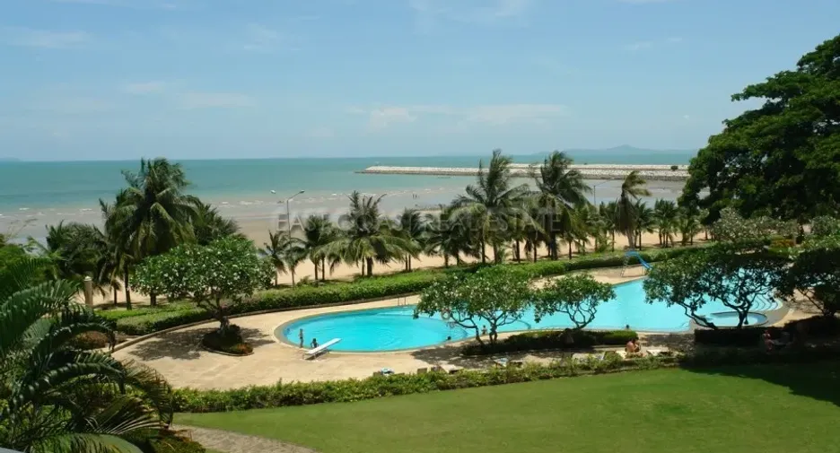 For rent 2 bedrooms condo in Na Jomtien, Pattaya