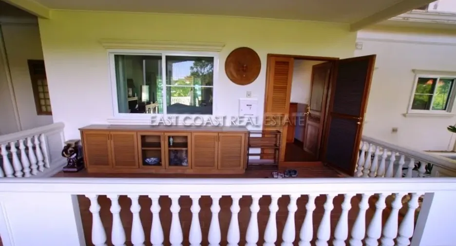 For rent 2 bedrooms condo in Na Jomtien, Pattaya
