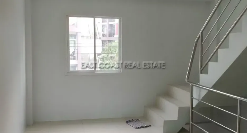 For rent retail Space in Bang Lamung, Chonburi