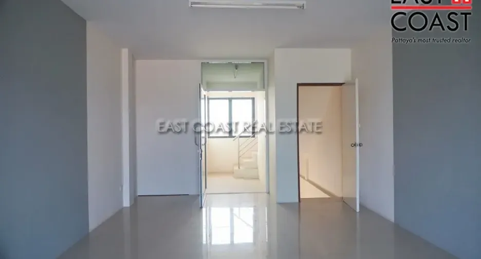 For rent retail Space in Bang Lamung, Chonburi