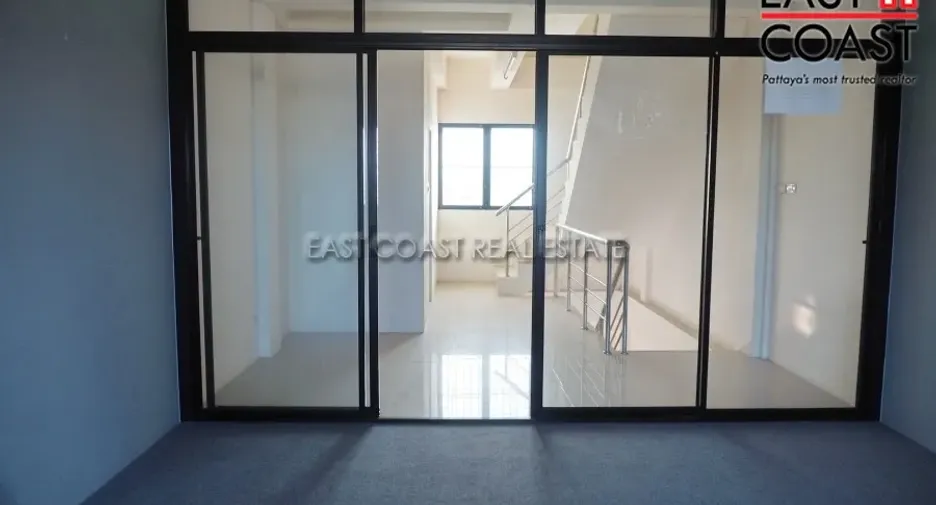 For rent retail Space in Bang Lamung, Chonburi