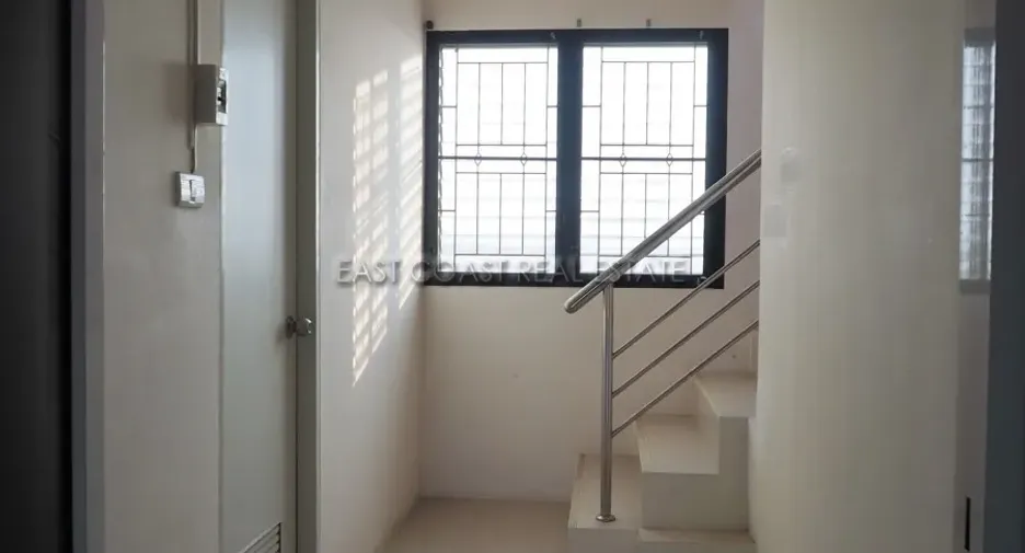 For rent retail Space in Bang Lamung, Chonburi