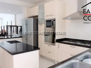 For rent retail Space in Bang Lamung, Chonburi