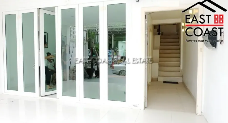 For rent retail Space in Bang Lamung, Chonburi